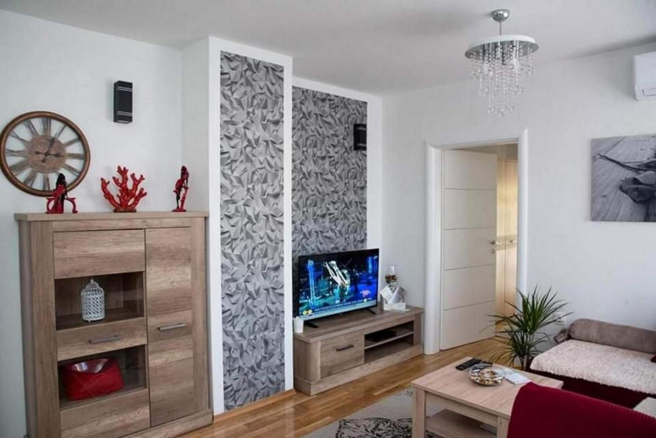 Apartmani Oaza Daruvar Eksteriør billede